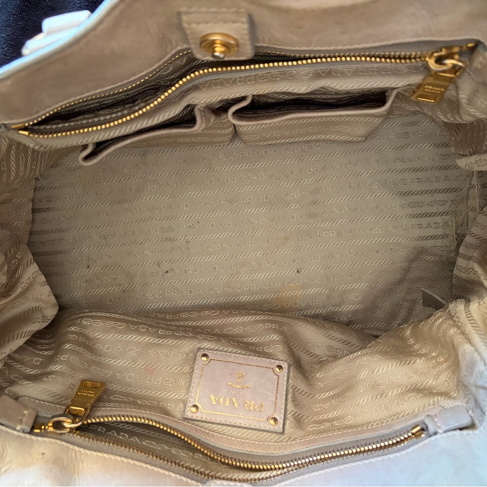 Prada Vitello Shine Leather Satchel with Shoulder Strap - Picture 7 of 16